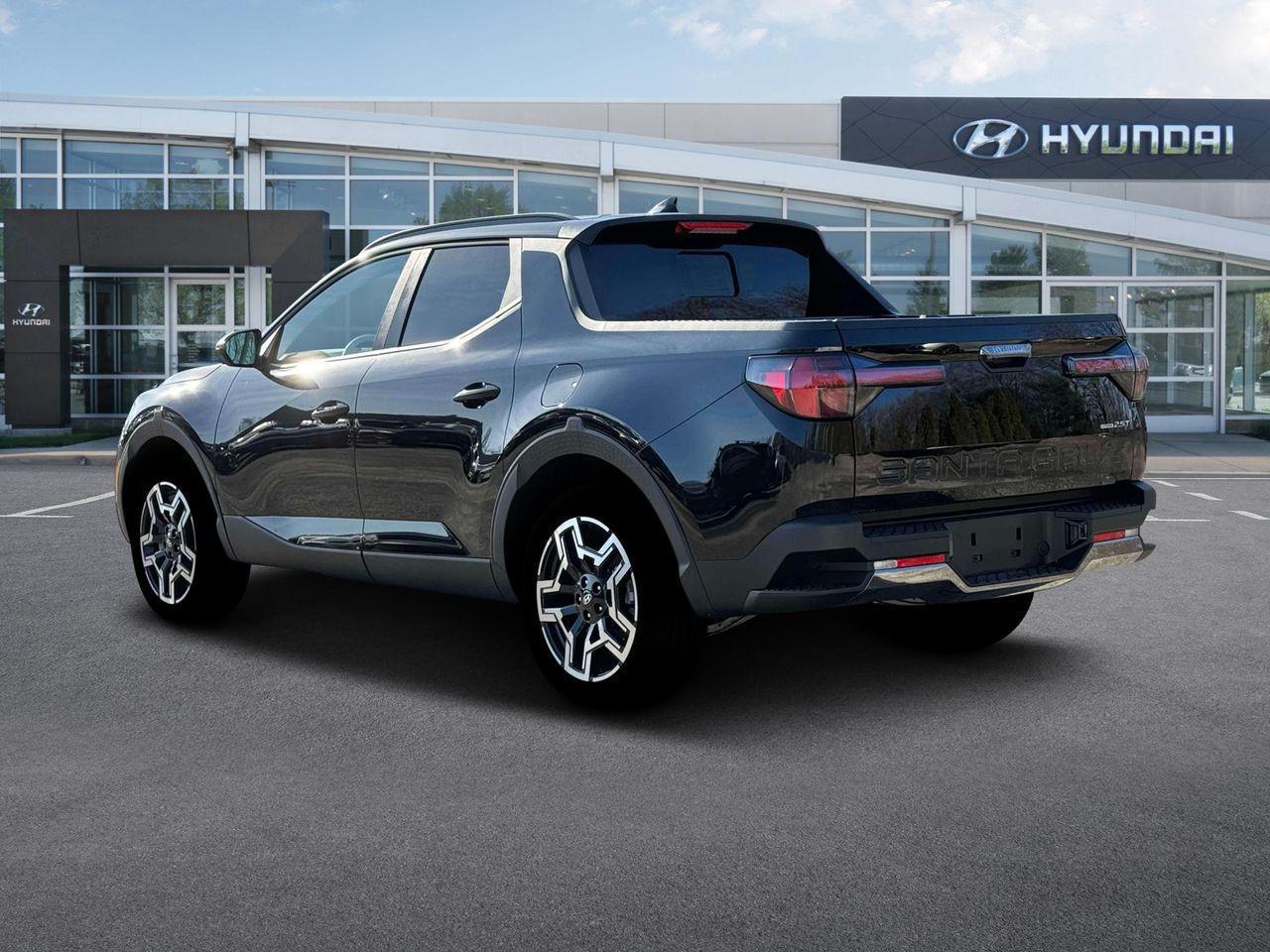 2025 Hyundai Santa Cruz Limited photo 4