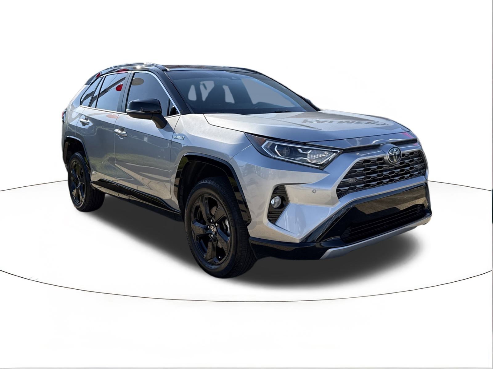 2021 Toyota RAV4 XSE's photo