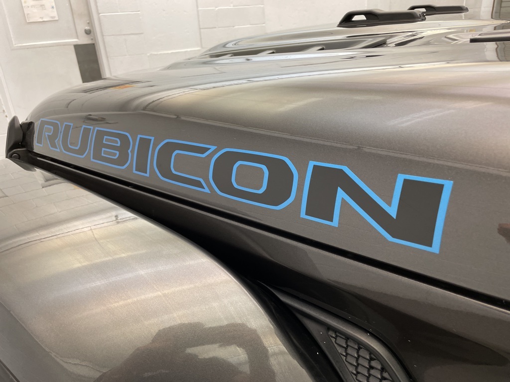 2025 Jeep Wrangler Rubicon 4xe photo 6