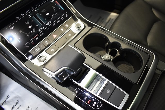2022 Audi Q7 45 Premium Plus photo 22