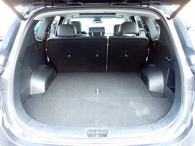 2023 Hyundai Santa Fe Limited photo 5