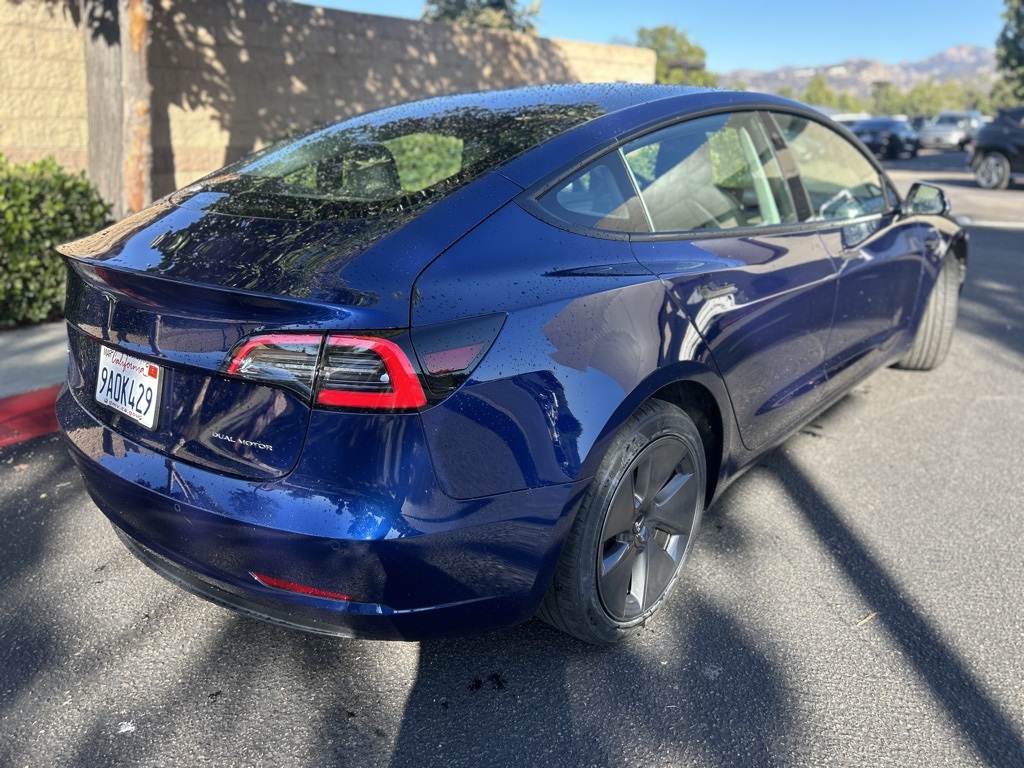 Used 2022 Blue Tesla Long Range image 7