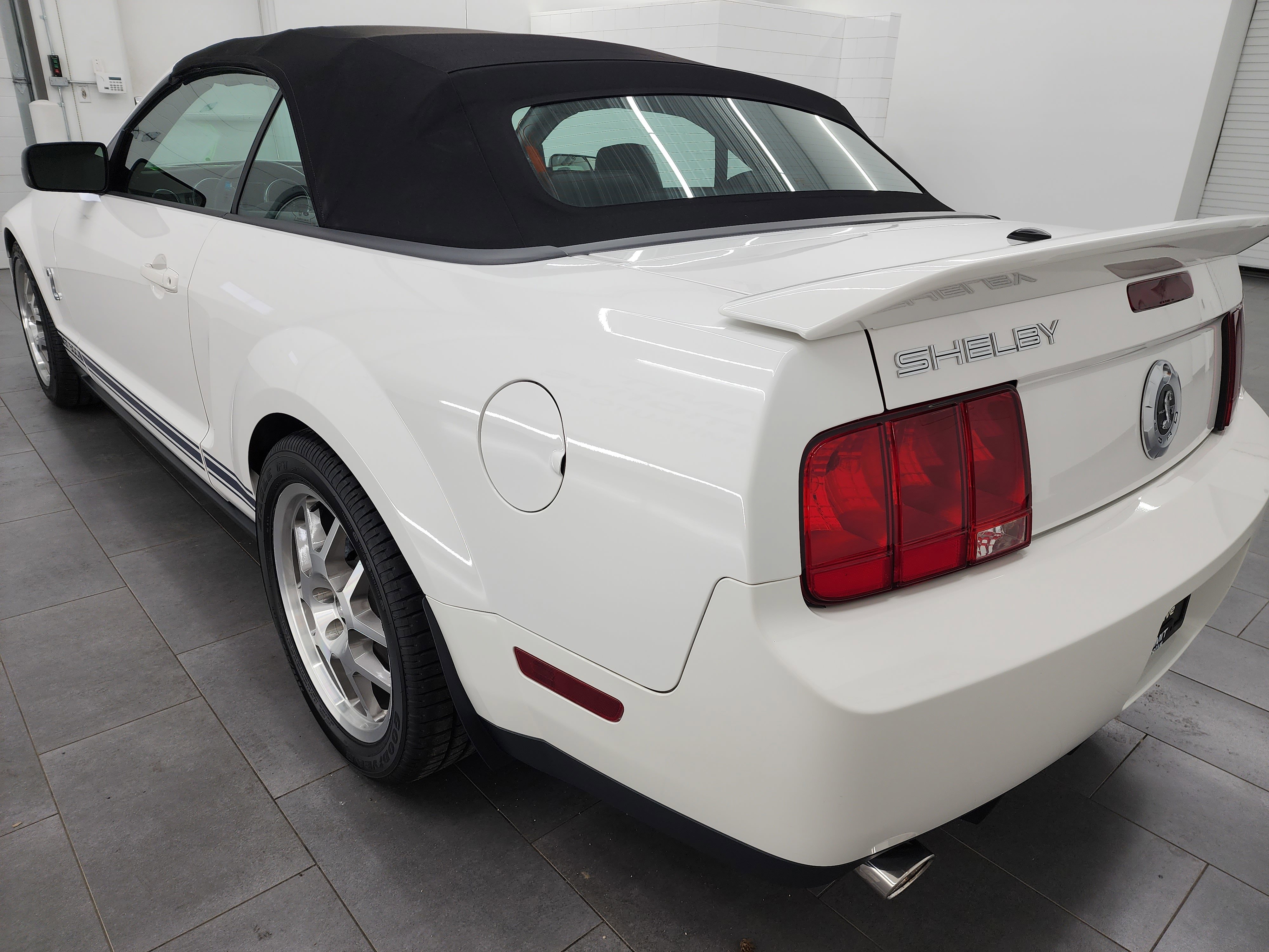 2008 Ford Mustang Shelby GT500 photo 4