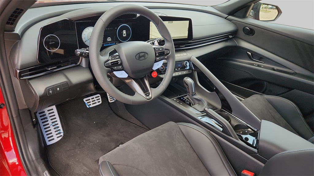 2025 Hyundai Elantra N Base photo 20