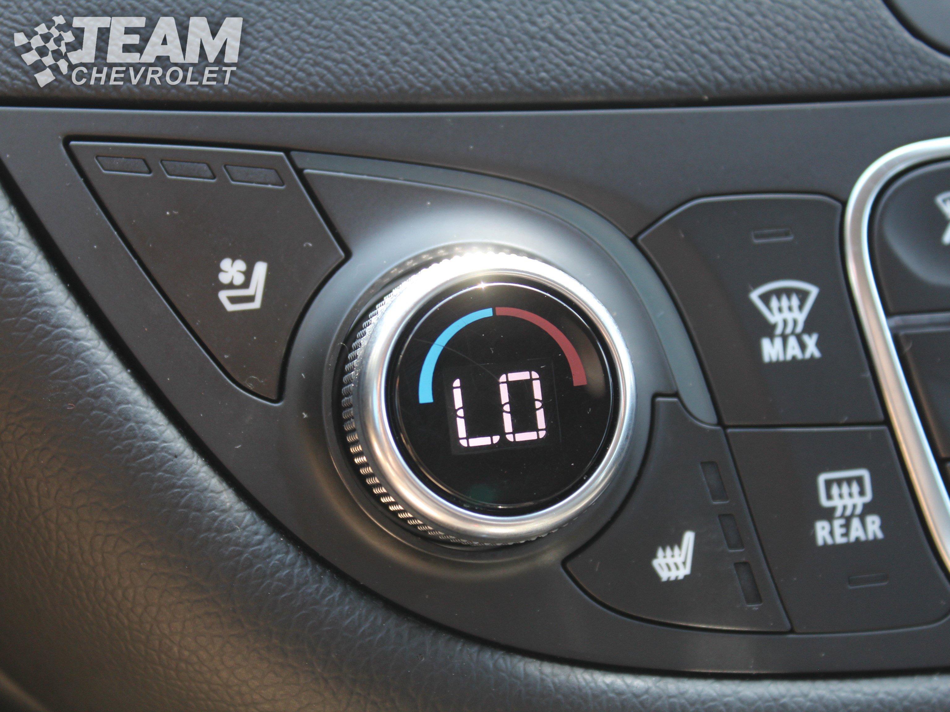 2024 Chevrolet Malibu Premier 2LT photo 20