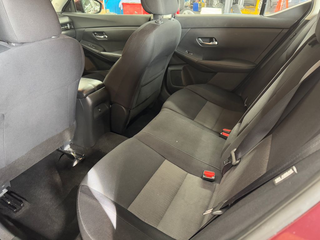 2020 Nissan Sentra SV photo 15
