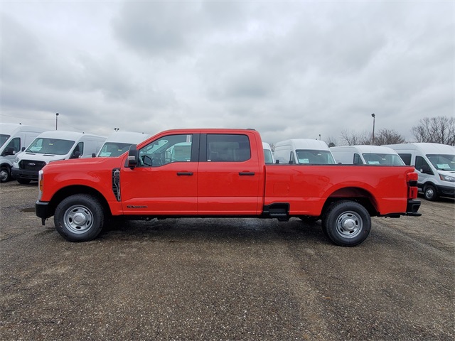 2024 Ford F-350 XL photo 4