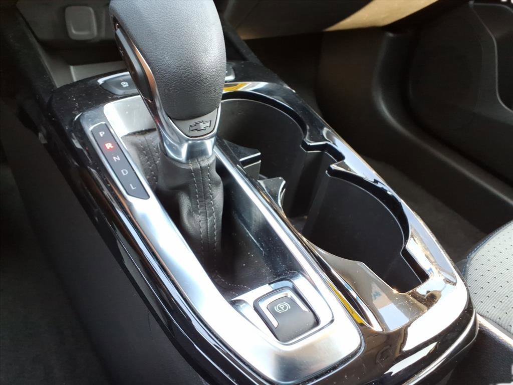 2025 Chevrolet Trax LT photo 20