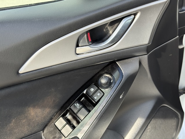 2018 Mazda Mazda3 Sport photo 10