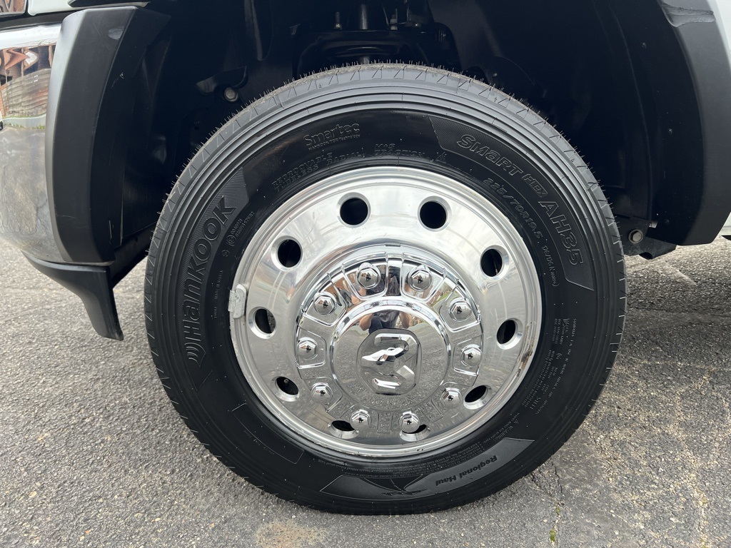 2022 Ram 5500 photo 33