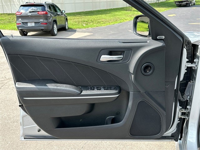 2023 Dodge Charger R/T photo 22