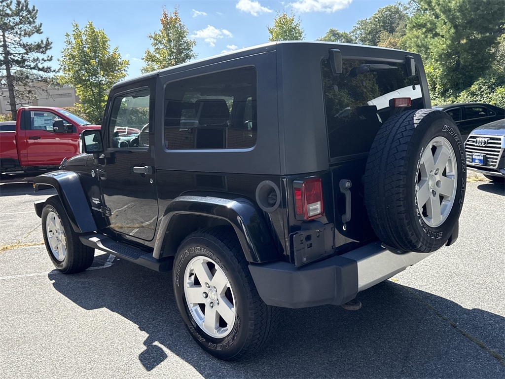 2010 Jeep Wrangler Sahara photo 6