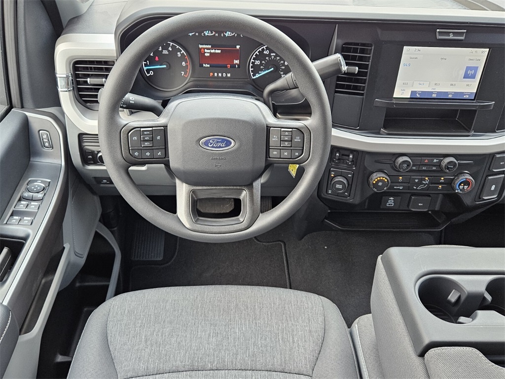 2026 Ford F-250 XL photo 7