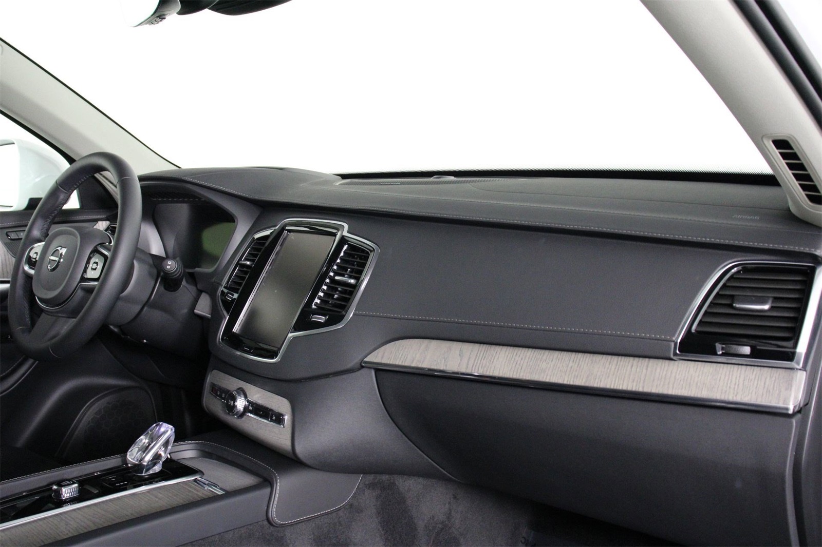 2024 Volvo XC90 Recharge Ultimate photo 17