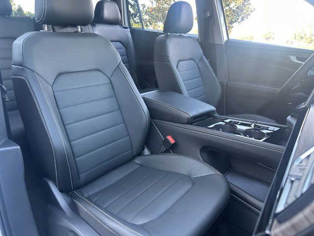 2026 Volkswagen Atlas SEL photo 17