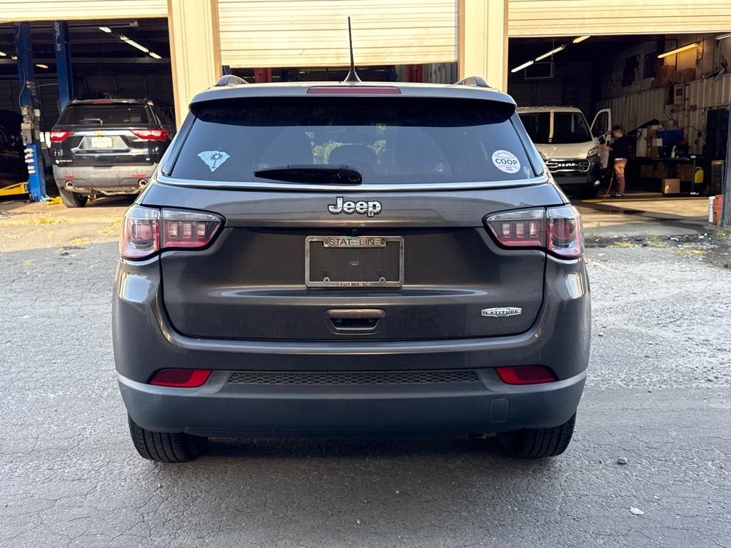 2019 Jeep Compass Latitude photo 5