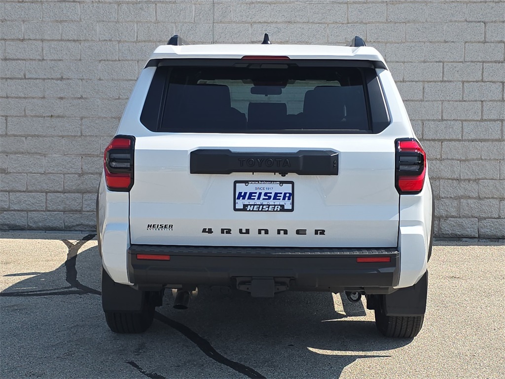 2025 Toyota 4Runner SR5 4WD photo 12
