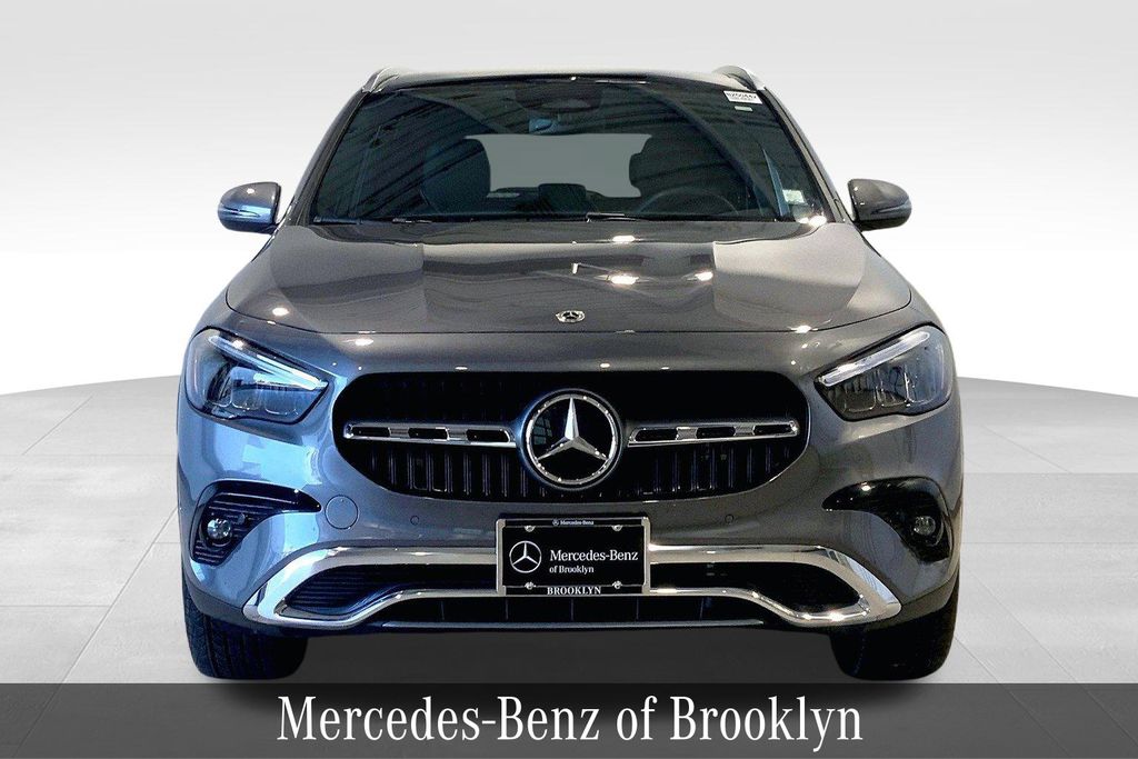 2025 Mercedes Benz GLA 250 4MATIC photo 3