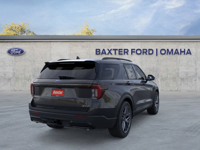 2025 Ford Explorer ST-Line photo 17