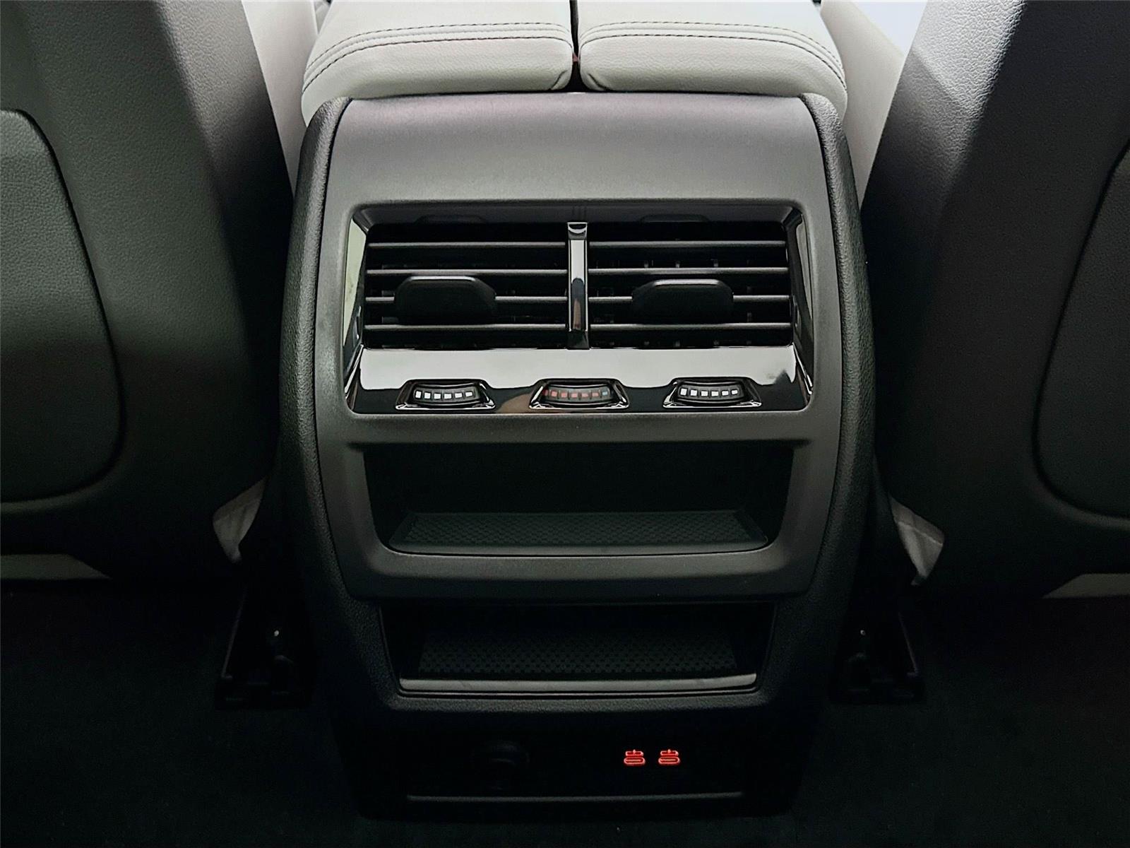 2026 Bmw X5 xDrive50e photo 25