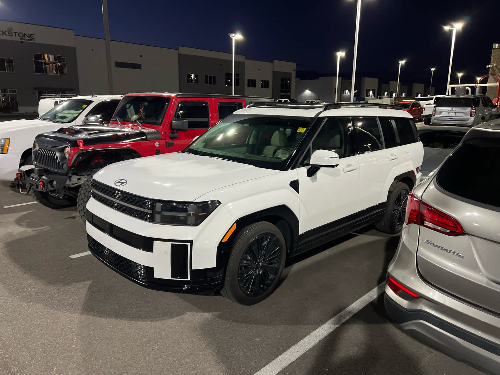 2024 Hyundai Santa Fe Calligraphy's photo