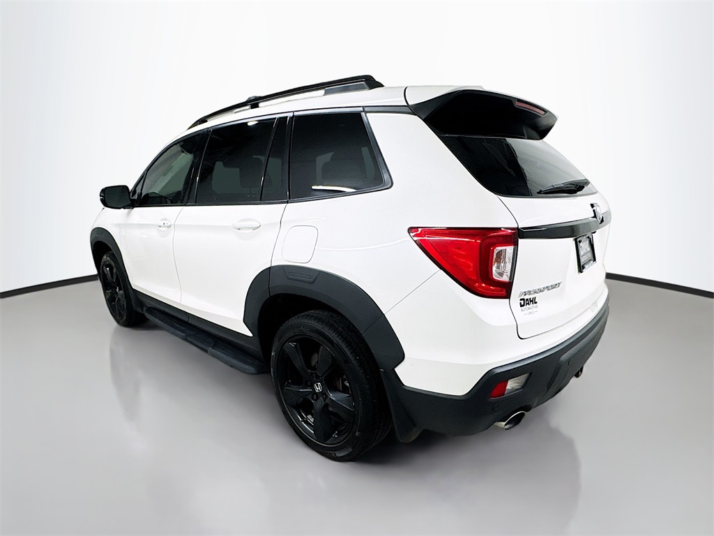 2019 Honda Passport Elite photo 2