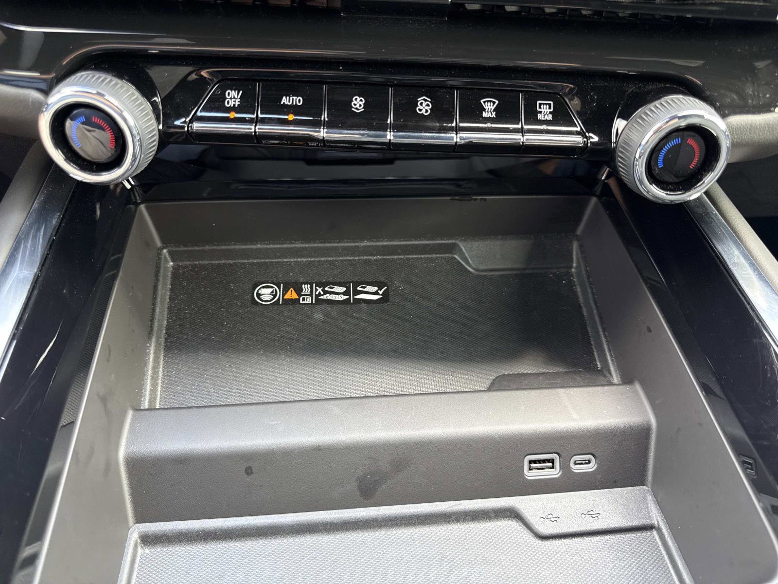 2025 Chevrolet Tahoe Z71 photo 22