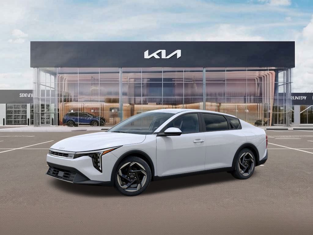 2025 Kia K4 EX photo 2