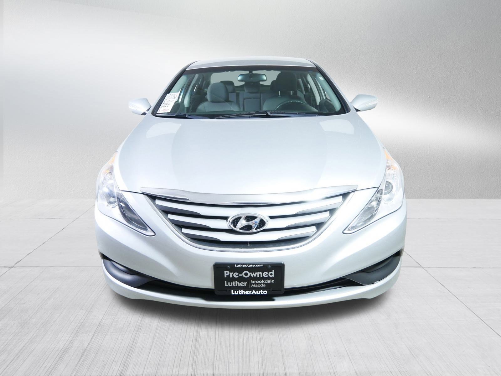 Used 2014 Hyundai Sonata GLS with VIN 5NPEB4AC6EH922301 for sale in Brooklyn Center, Minnesota