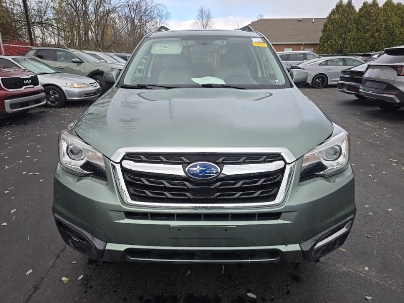 2018 Subaru Forester 2.5i Limited photo 2