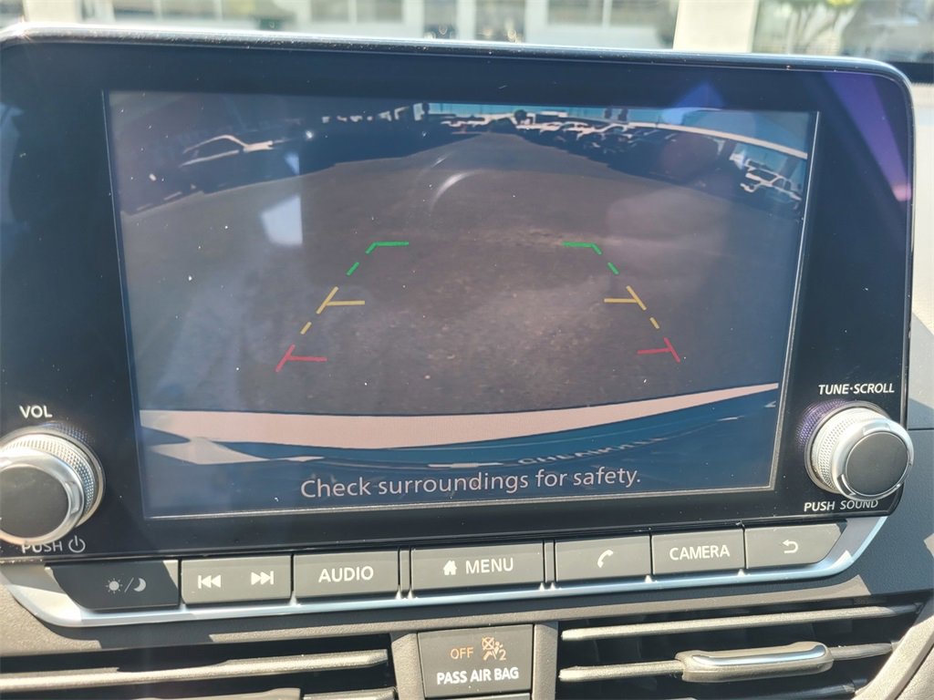 2021 Nissan Altima 2.5 SR photo 17