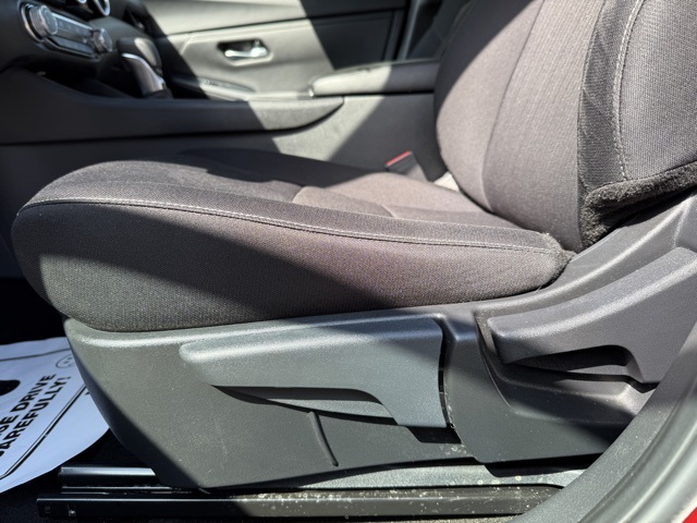 2023 Nissan Sentra SV photo 12