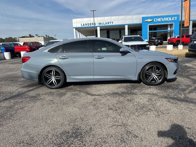 2022 Honda Accord Hybrid Touring photo 2