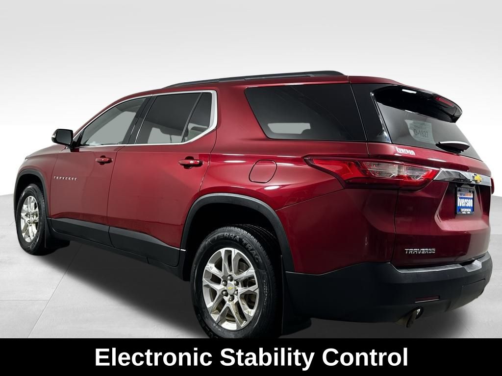 2020 Chevrolet Traverse photo 2