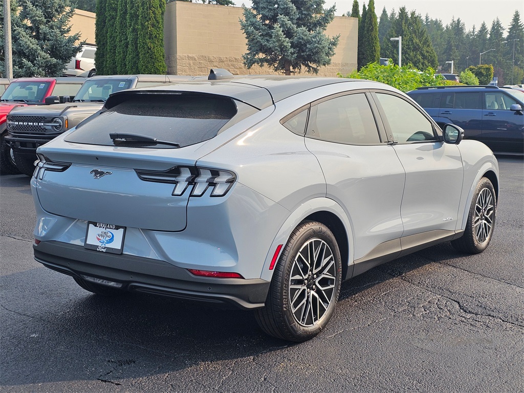 2025 Ford Mustang Mach-E Premium photo 7