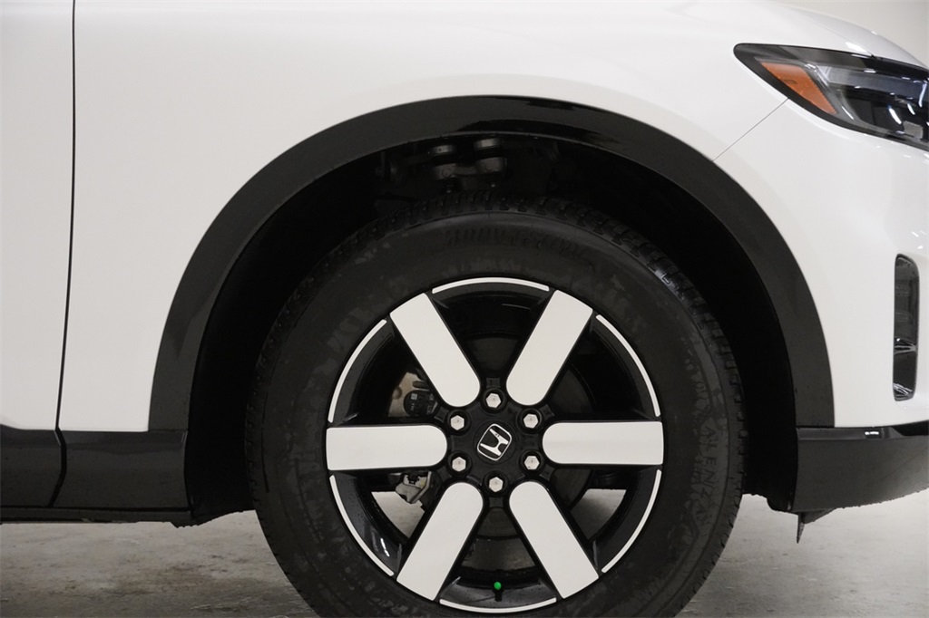 2025 Honda Prologue Touring photo 5