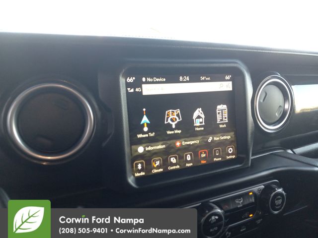2021 Jeep Wrangler Unlimited Sahara Altitude photo 16