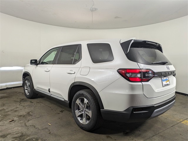 2025 Honda Pilot EX-L photo 2