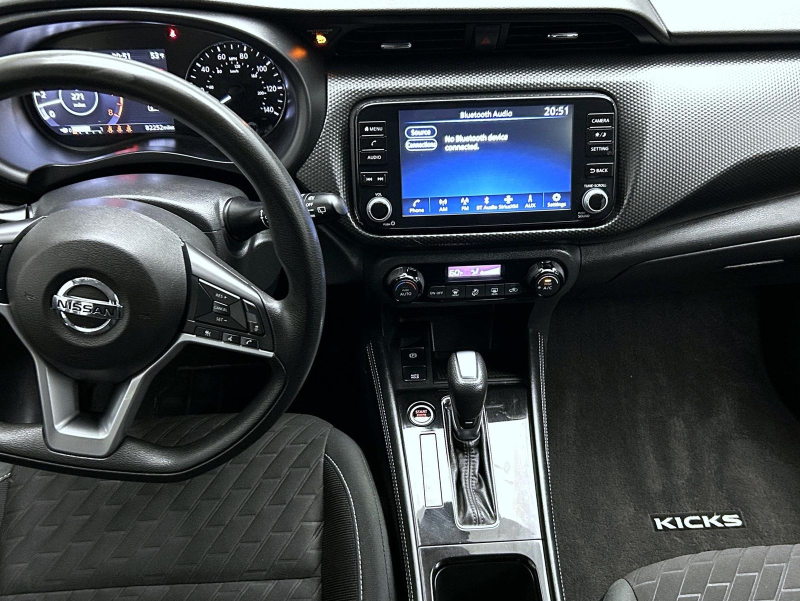 2021 Nissan Kicks SV photo 13