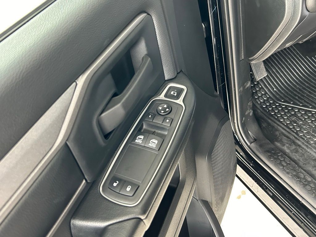 2024 Ram 3500 Tradesman photo 12