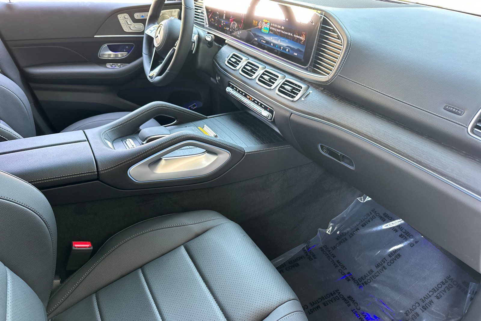 2025 Mercedes Benz GLS 450 4MATIC photo 15