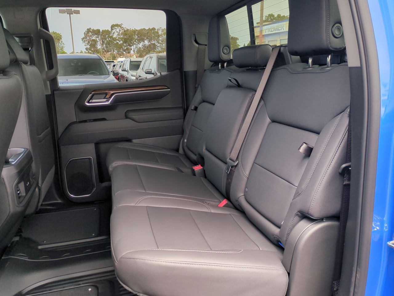 2025 Chevrolet Silverado 1500 RST photo 24