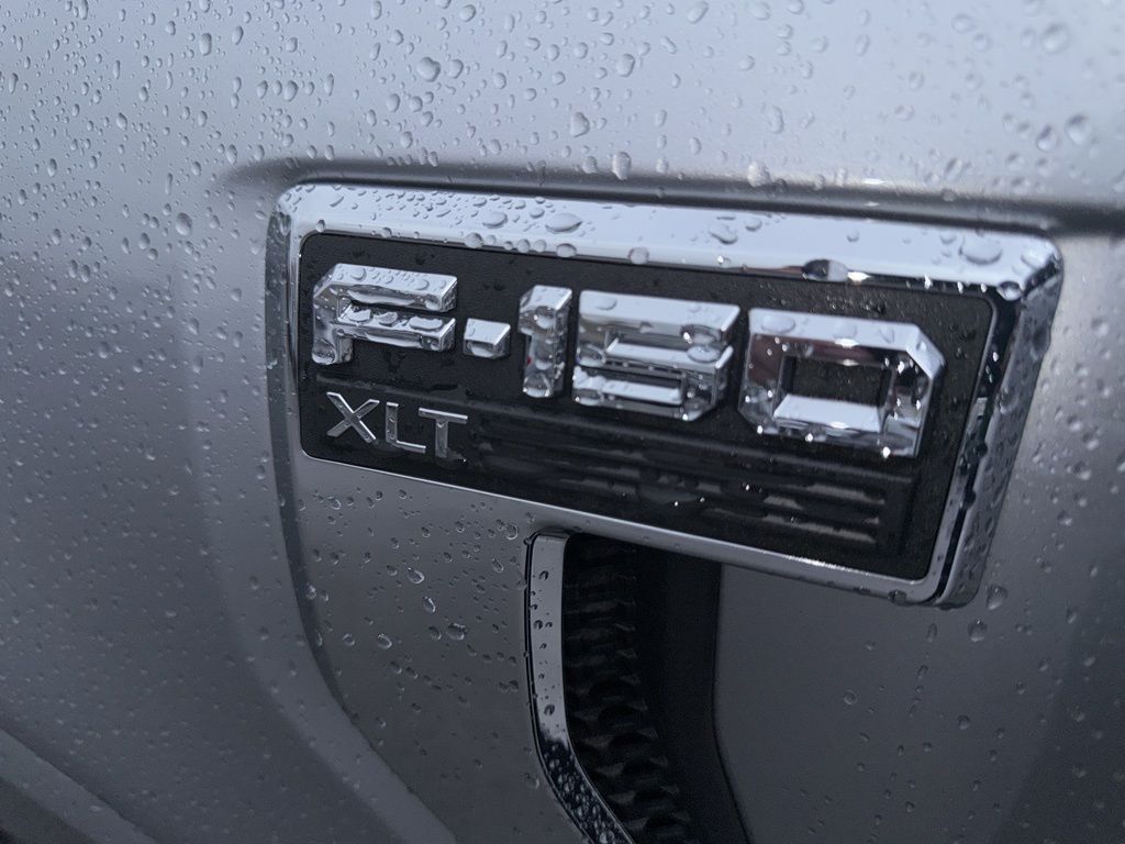2024 Ford F-150 XLT photo 4