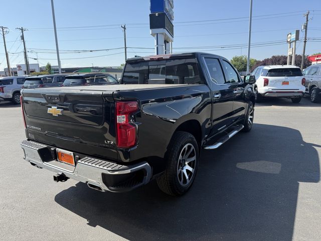 2022 Chevrolet Silverado 1500 LTZ photo 3