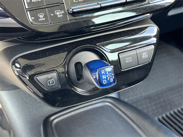 2022 Toyota Prius LE AWD-e photo 21