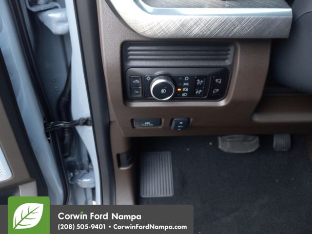 2025 Ford F-350 King Ranch photo 17