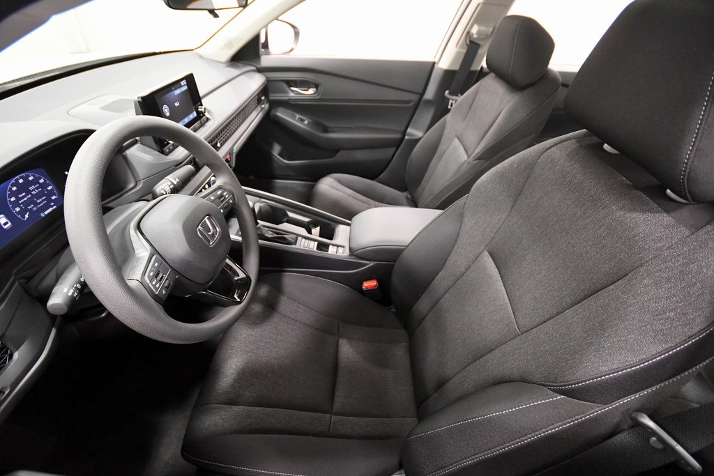 2025 Honda Accord SE photo 9