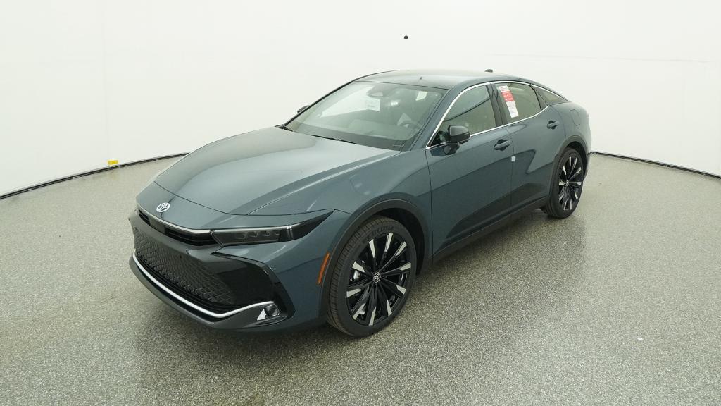 2026 Toyota Crown Platinum's photo