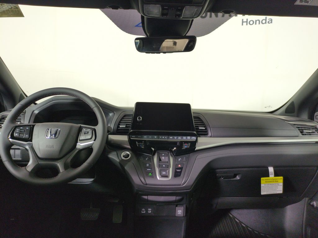 2026 Honda Odyssey photo 17