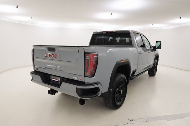 2025 Gmc Sierra 3500 HD AT4 photo 2